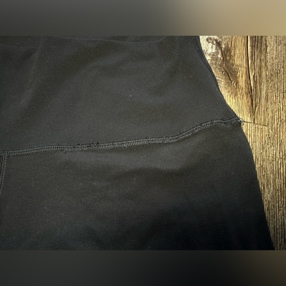 Lululemon Align High Rise Pant 25" Black Size 10 FLAWED - Picture 5 of 6